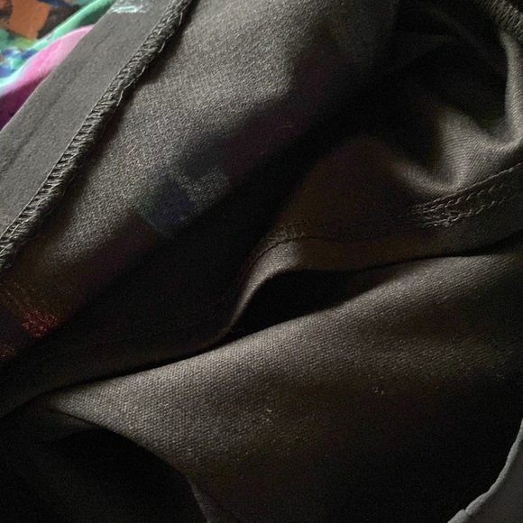 Maia bold colorful dress, cut out back, cap sleeves, side hidden zip size: 4 - Picture 12 of 12